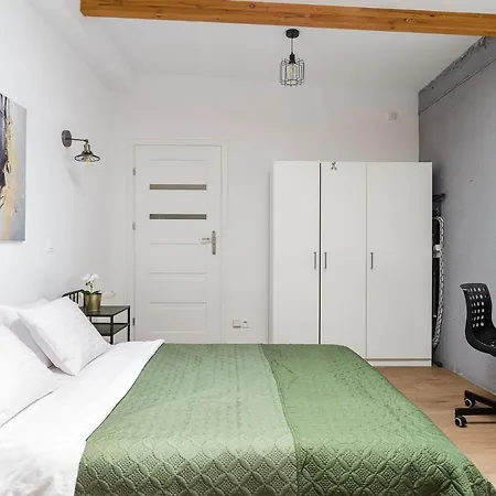 Lumina Lux With A Balcony Near Palace Of Culture And Science Warschau