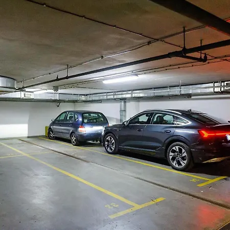 Lumina Lux With A Balcony Near Palace Of Culture And Science *