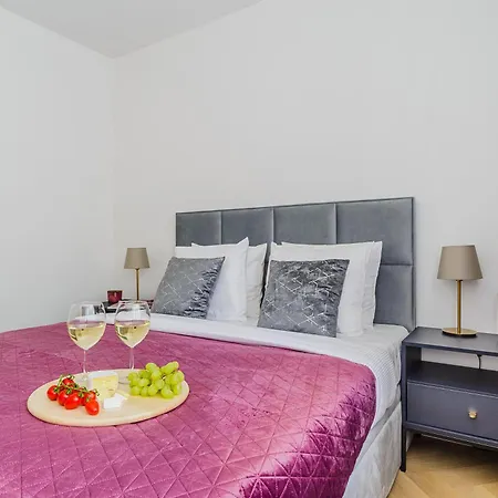 Appartement Lumina Lux With A Balcony Near Palace Of Culture And Science *