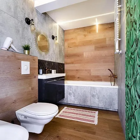 Lumina Lux With A Balcony Near Palace Of Culture And Science